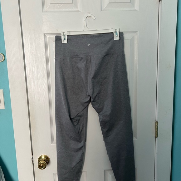 gray old navy leggings - Picture 2 of 3